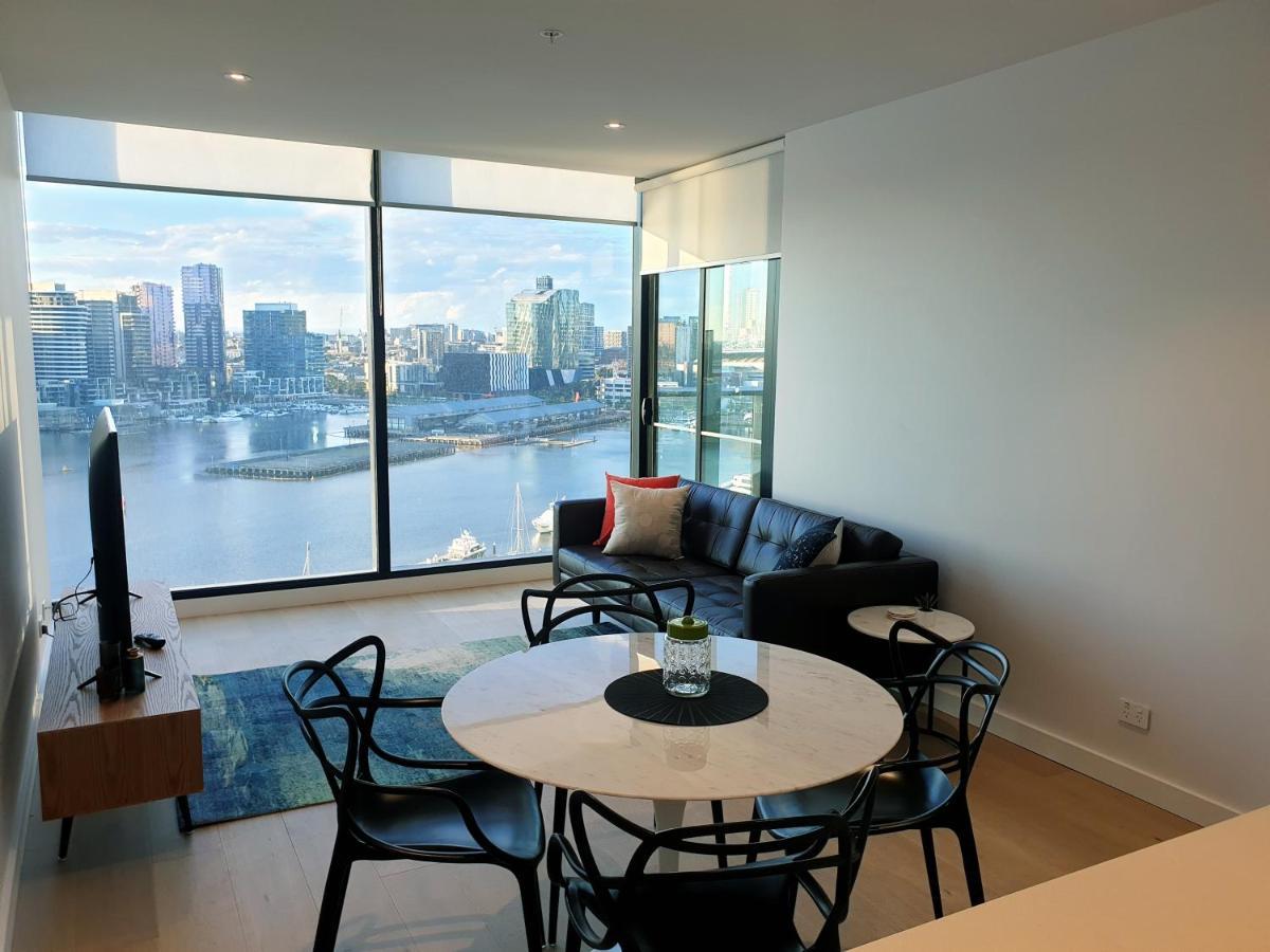 Orange Stay At Collins Wharf Melbourne City Exterior foto