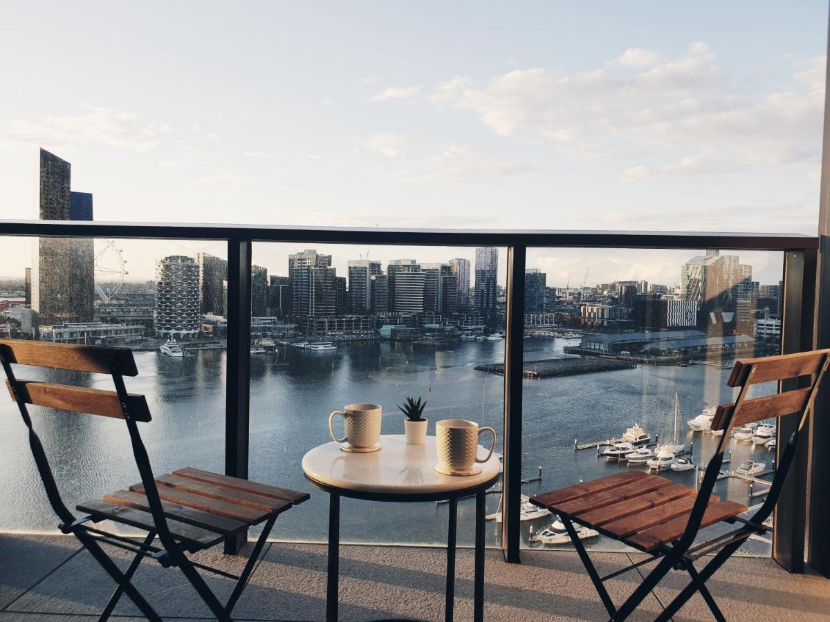 Orange Stay At Collins Wharf Melbourne City Exterior foto