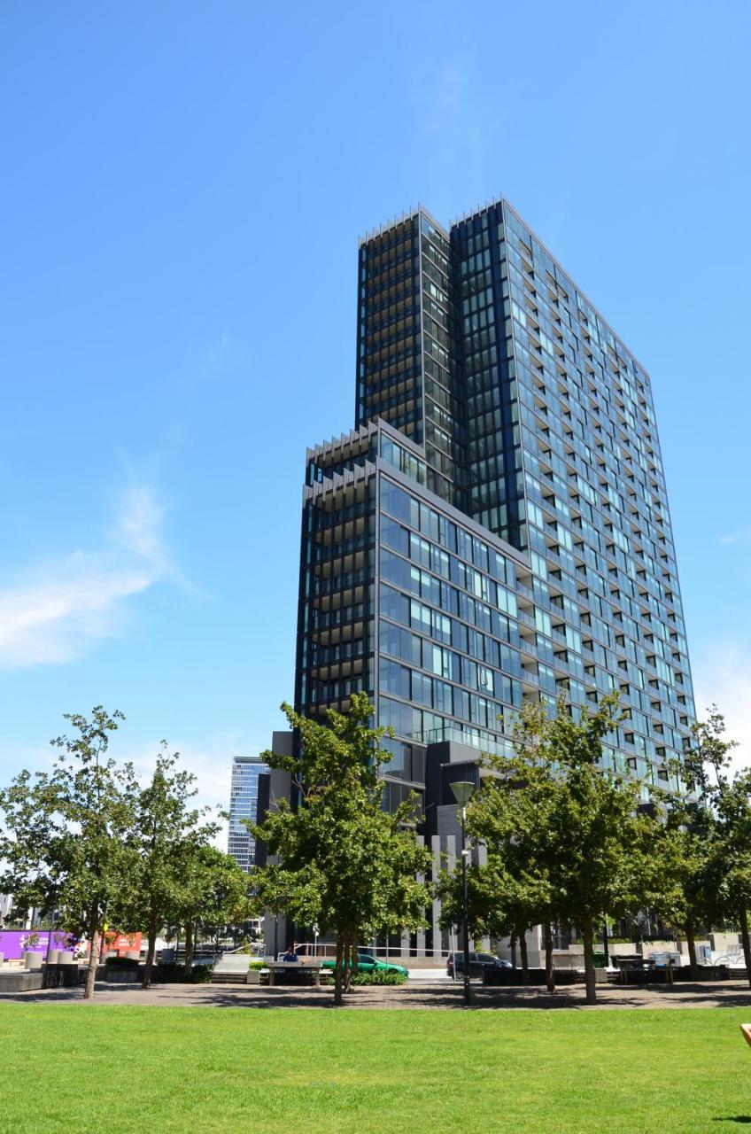 Orange Stay At Collins Wharf Melbourne City Exterior foto